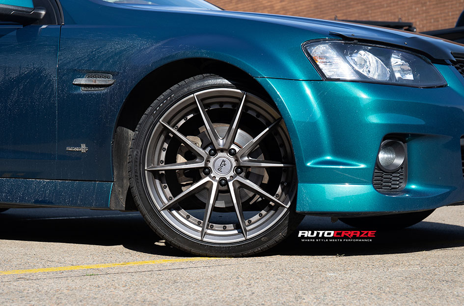 HOLDEN VE COMMODORE NICHE SECTOR GUNMETAL