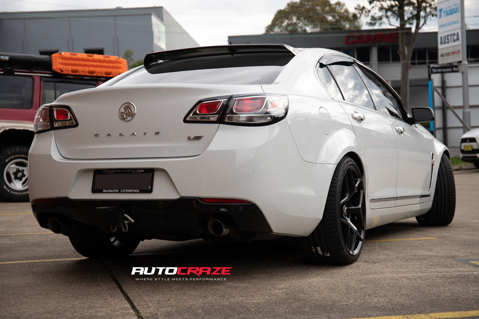 HOLDEN CALAIS SSW DOMINATE MATTE BLACK 