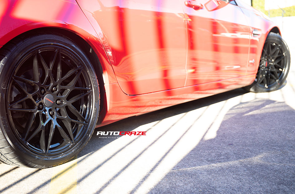 HOLDEN COMMODORE VE MASON ZR1 GLOSS BLACK