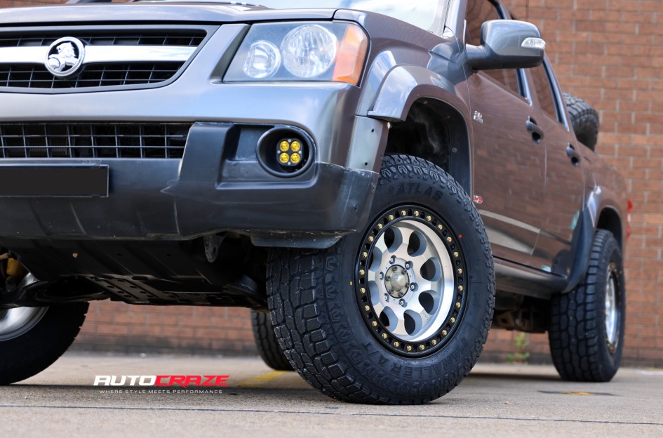 HOLDEN COLORADO KMC RIOT MACHINED