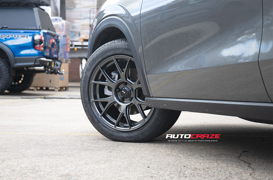 HONDA ZR-V KONIG AMPLIFORM DARK METALLIC GRAPHITE