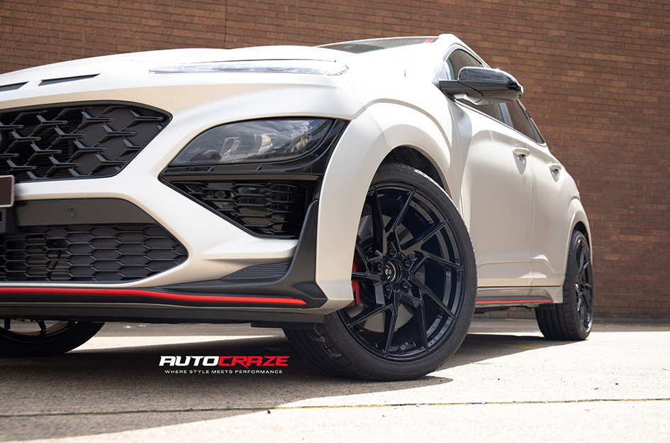 HYUNDAI KONA KING VORTEX GLOSS BLACK 