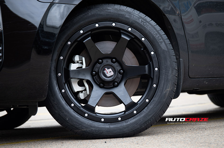 HYUNDAI STARIA DIESEL PHILADELPHIA MATTE BLACK 