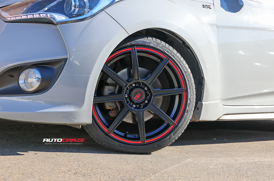 HYUNDAI VELOSTER MOTEGI MR142 SATIN BLACK WITH RED STRIPE