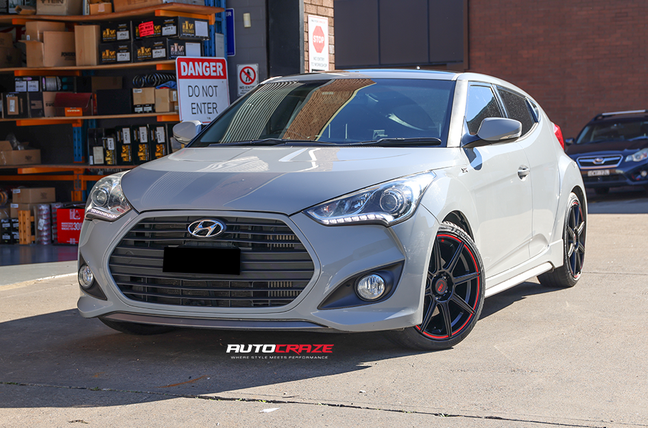 HYUNDAI VELOSTER MOTEGI MR142 SATIN BLACK WITH RED STRIPE