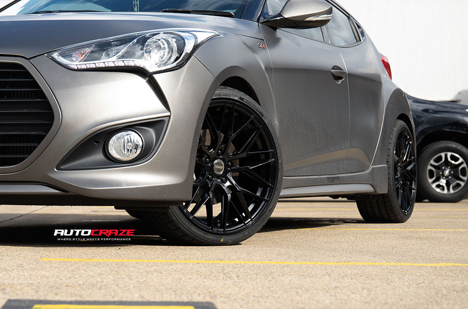 HYUNDAI VELOSTER SSW HOCKENHEIM GLOSS BLACK