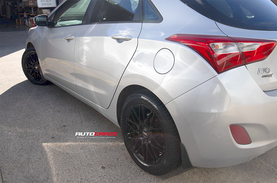 HYUNDAI I30 CSA HOTWIRE GLOSS BLACK