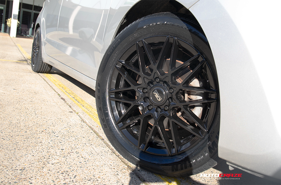 HYUNDAI I30 CSA HOTWIRE GLOSS BLACK