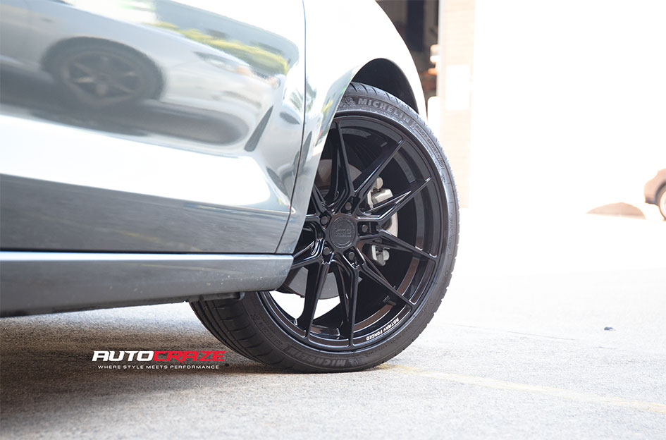 HYUNDAI I30 KING TOXIN GLOSS BLACK