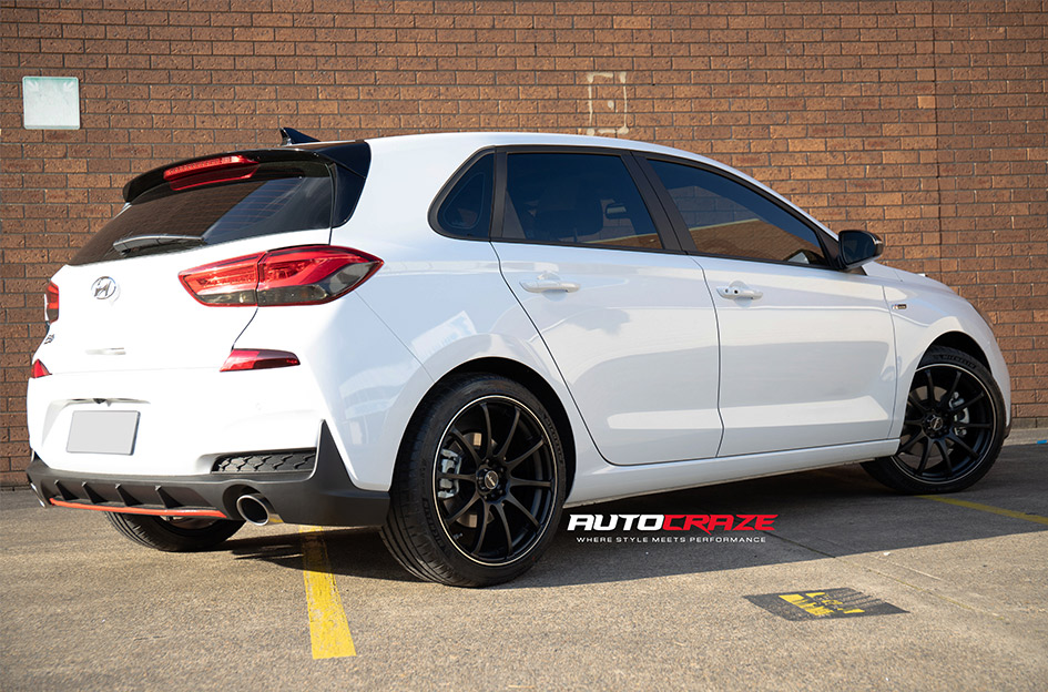HYUNDAI I30 KING HALO SATIN BLACK 