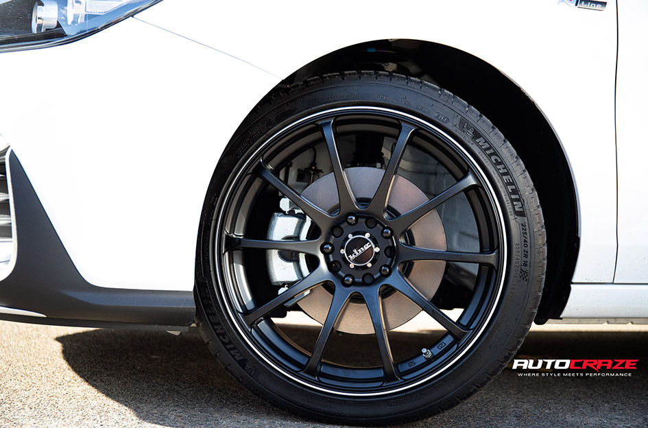 HYUNDAI I30 KING HALO SATIN BLACK 