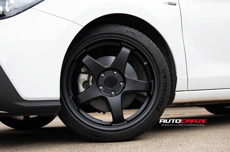 HYUNDAI I30 MOTEGI MR151 SATIN BLACK 