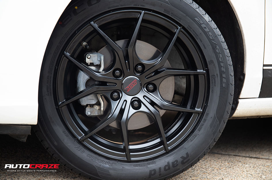 HYUNDAI I30 SSW VENOM MATT BLACK