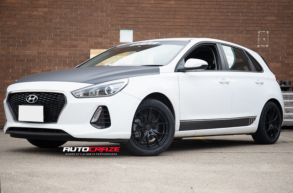 HYUNDAI I30 SSW VENOM MATT BLACK