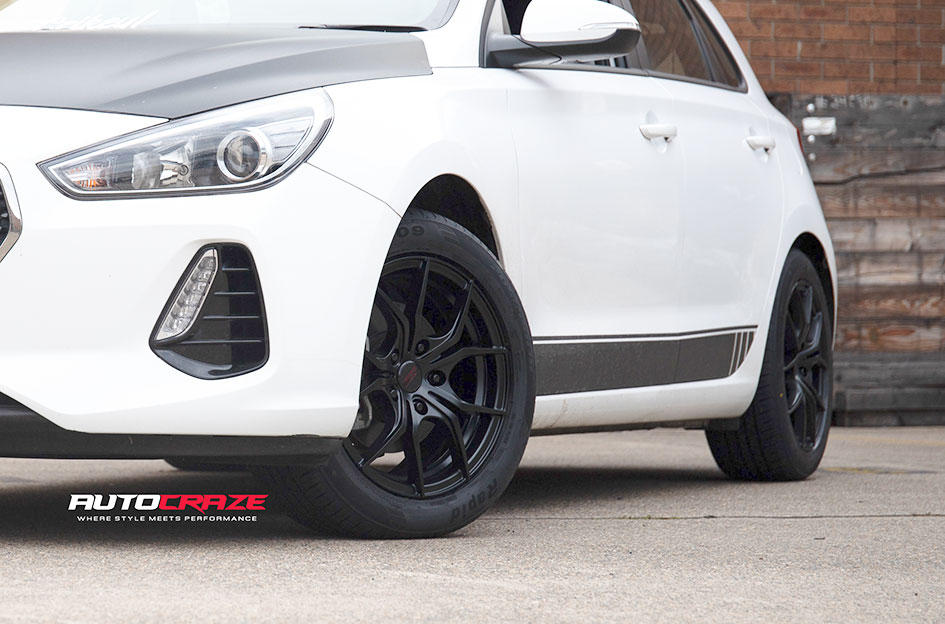 HYUNDAI I30 SSW VENOM MATT BLACK