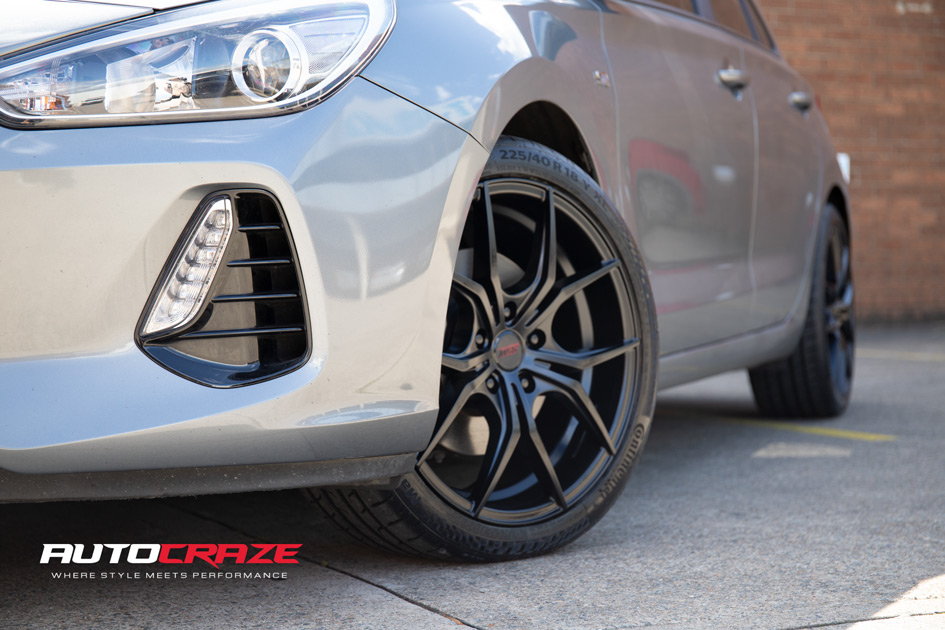 Hyundai i30 SSW Venom Matte Black