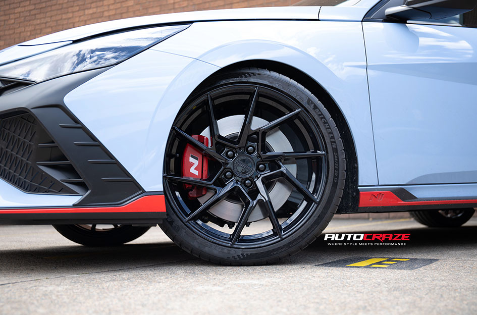 HYUNDAI I30N KING VORTEX GLOSS BLACK 