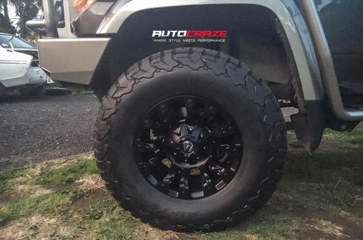 TOYOTA LANDCRUSIER VAPOR MATTE BLACK
