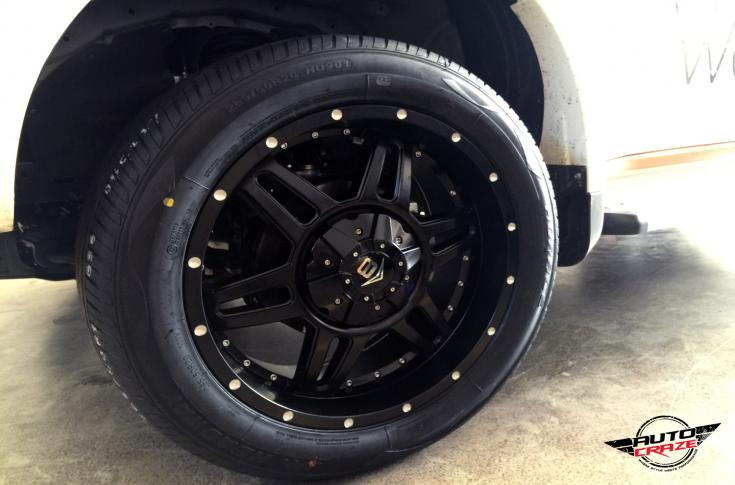 MITSUBISHI TRITON OCTOBOT MATTE BLACK