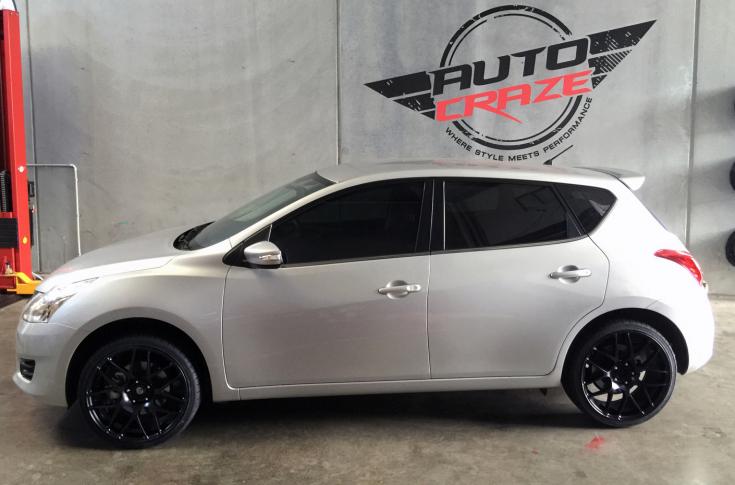 NISSAN PULSAR 5 STUD M SPEC MATTE BLACK 1