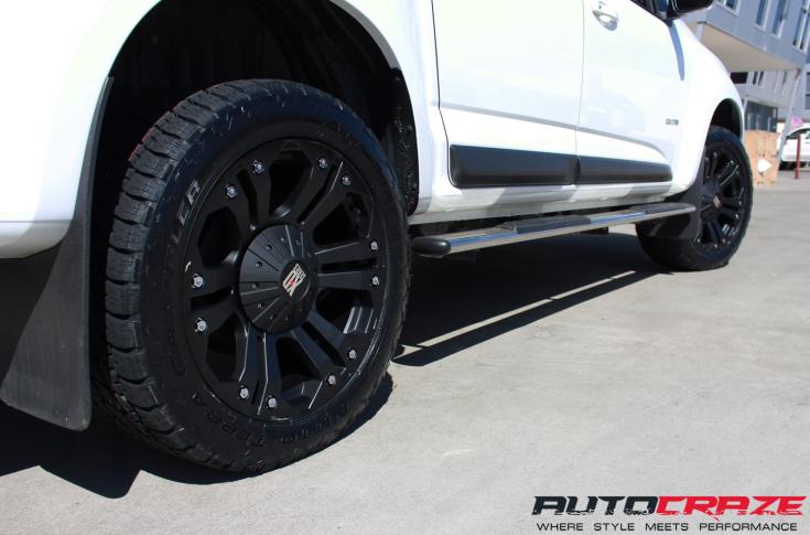 HOLDEN COLORADO MONSTER XD MATTE BLACK