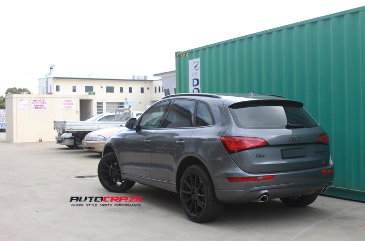AUDI Q5 ESSEN SATIN BLACK