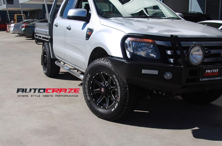 FORD RANGER RAZORBACK GLOSS BLACK MILLED ACCENTS