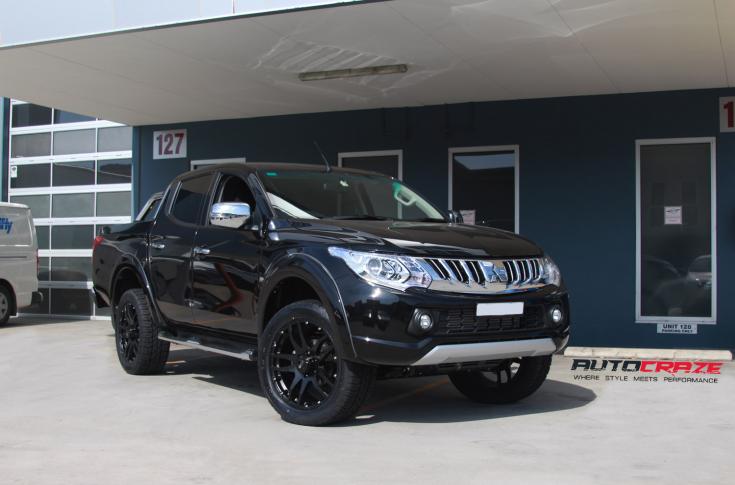 MITSUBISHI TRITON CLIFF MATTE BLACK 