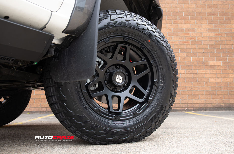 ISUZU DMAX DIESEL COLORADO MATTE BLACK 