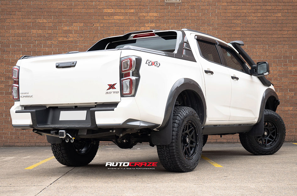ISUZU DMAX DIESEL COLORADO MATTE BLACK 