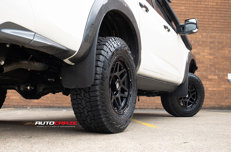 ISUZU DMAX DIESEL COLORADO MATTE BLACK 