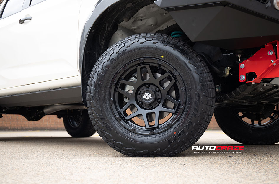 ISUZU DMAX DIESEL COLORADO MATTE BLACK 