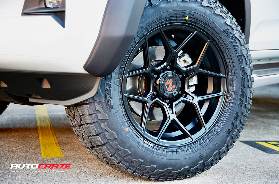 Isuzu D-MAX Nomad Sabbath Matte Black 
