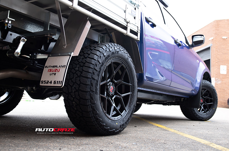 ISUZU DMAX NOMAD SABBATH MATTE BLACK 