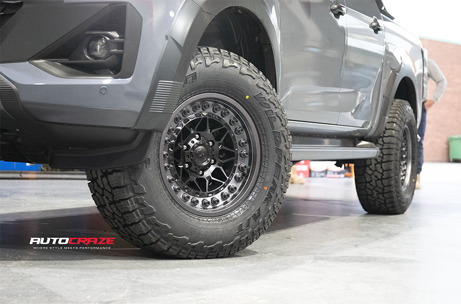 ISUZU DMAX BLACK RHINO ALPHA MATTE BLACK W/ GUNMETAL LIP