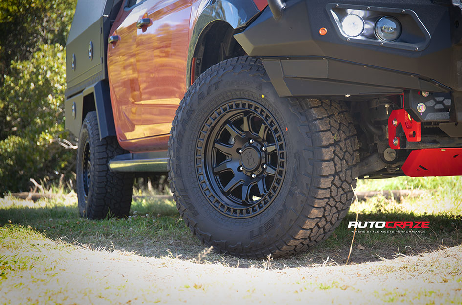 ISUZU DMAX BLACK RHINO CALICO MATTE BLACK 