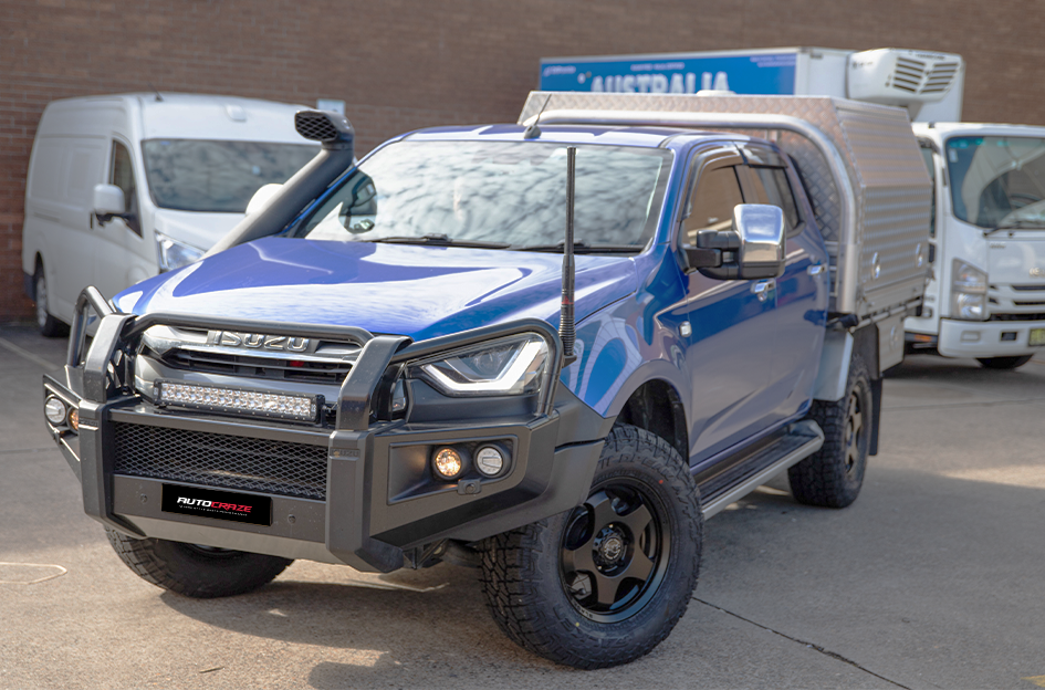ISUZU DMAX BLACK RHINO SOL MATTE BLACK