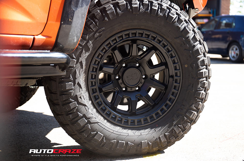 ISUZU DMAX BLACK RHINO CALICO MATTE BLACK 