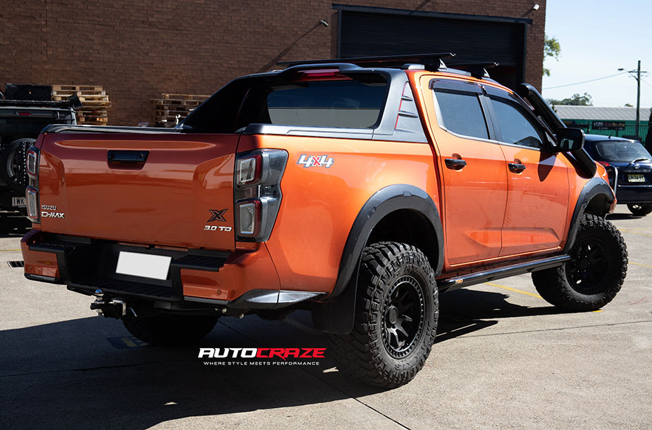 ISUZU DMAX BLACK RHINO CALICO MATTE BLACK 
