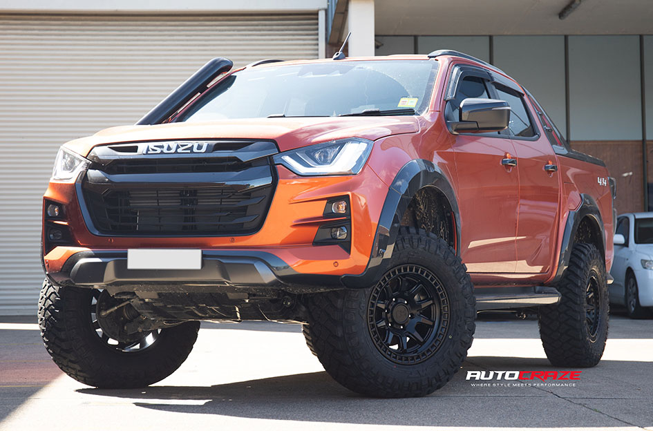 ISUZU DMAX BLACK RHINO CALICO MATTE BLACK 