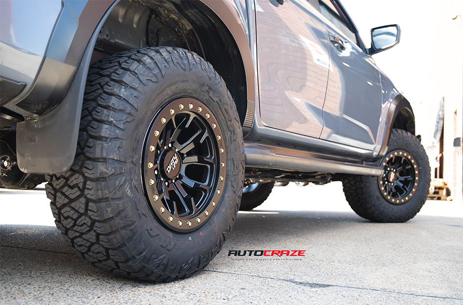 ISUZU DMAX DIRTY LIFE DT1 MATTE BLACK