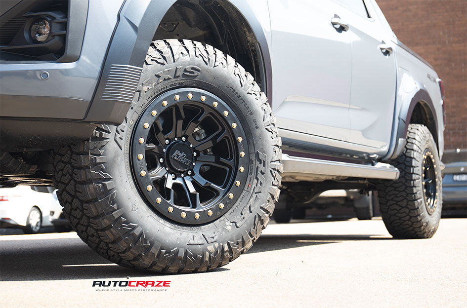 ISUZU DMAX DIRTY LIFE DT1 MATTE BLACK