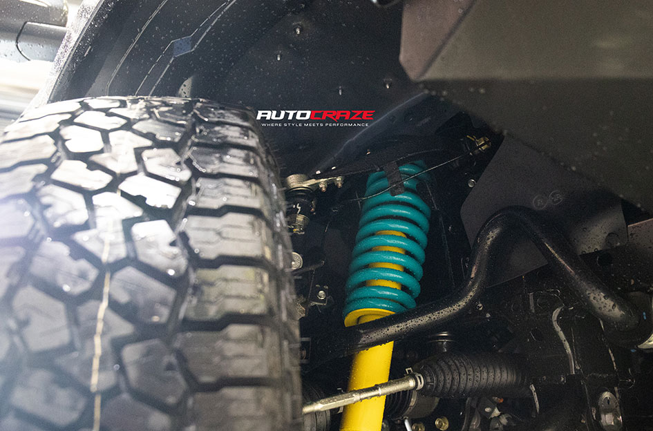 ISUZU DMAX DIRTY LIFE THEORY MATTE BLACK 