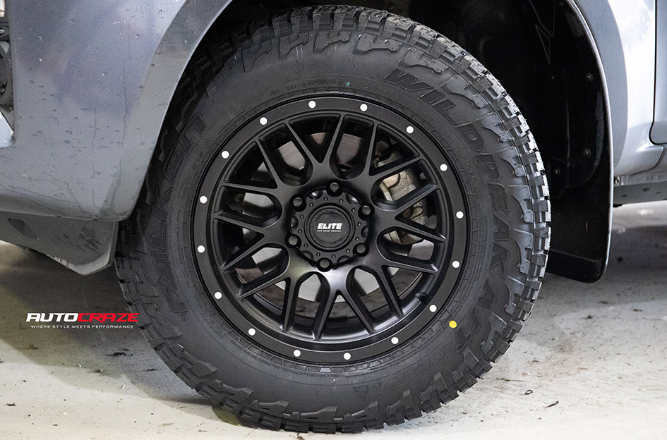 ISUZU DMAX ELITE OFFROAD CHAOS SATIN BLACK 