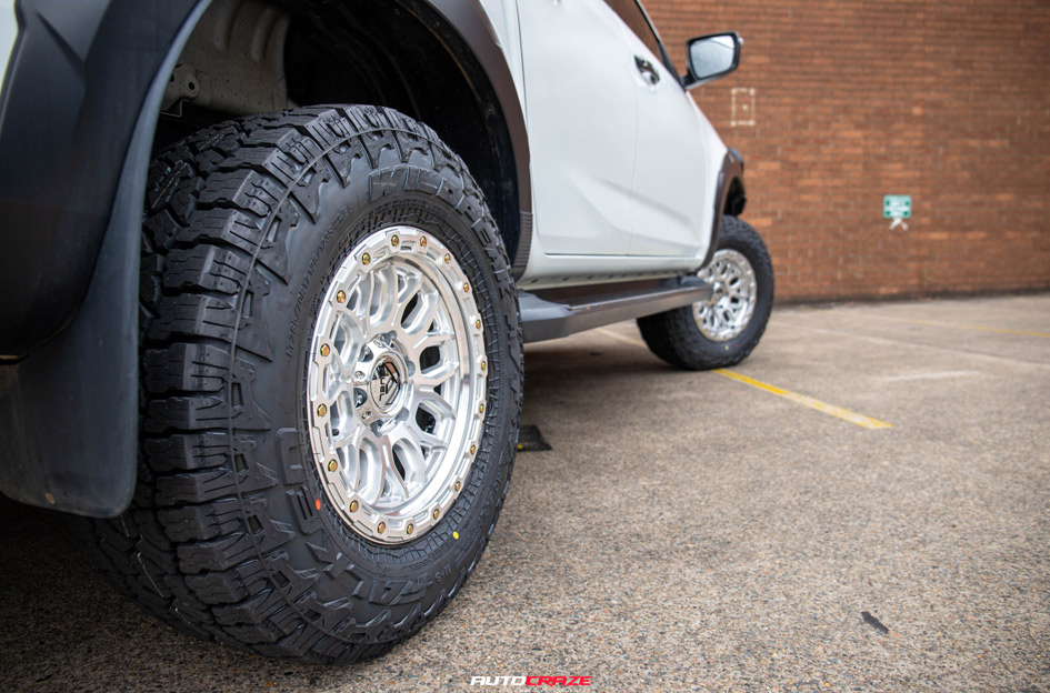 ISUZU D-MAX FUEL SURGE GLOSS SILVER MACHINED FACE