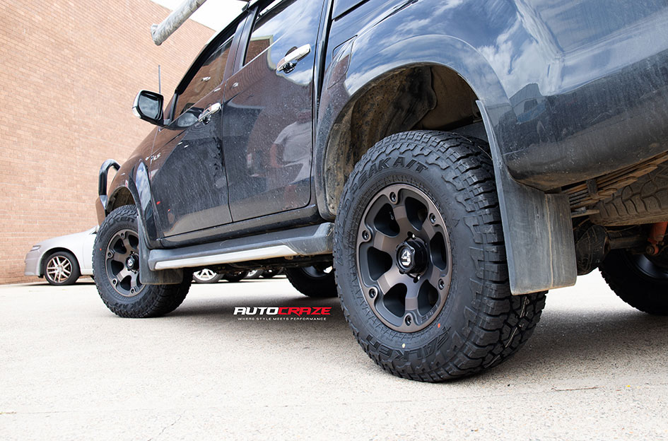 ISUZU DMAX FUEL BEAST BLACK & MACHINED WITH DARK TINT