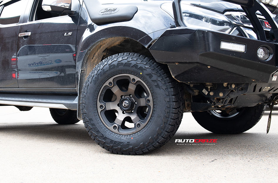 ISUZU DMAX FUEL BEAST BLACK & MACHINED WITH DARK TINT