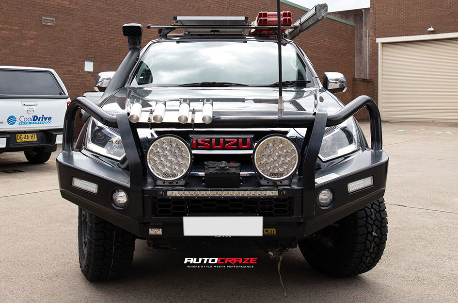 ISUZU DMAX FUEL BEAST BLACK & MACHINED WITH DARK TINT