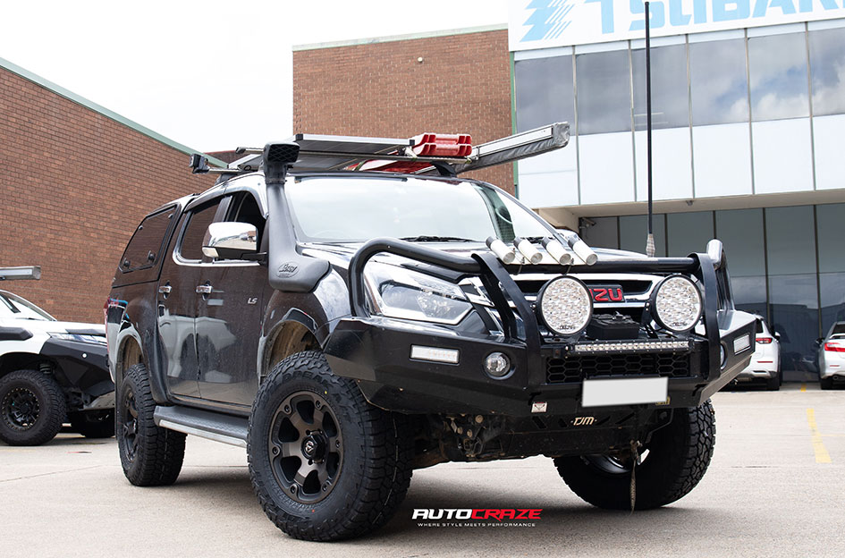 ISUZU DMAX FUEL BEAST BLACK & MACHINED WITH DARK TINT