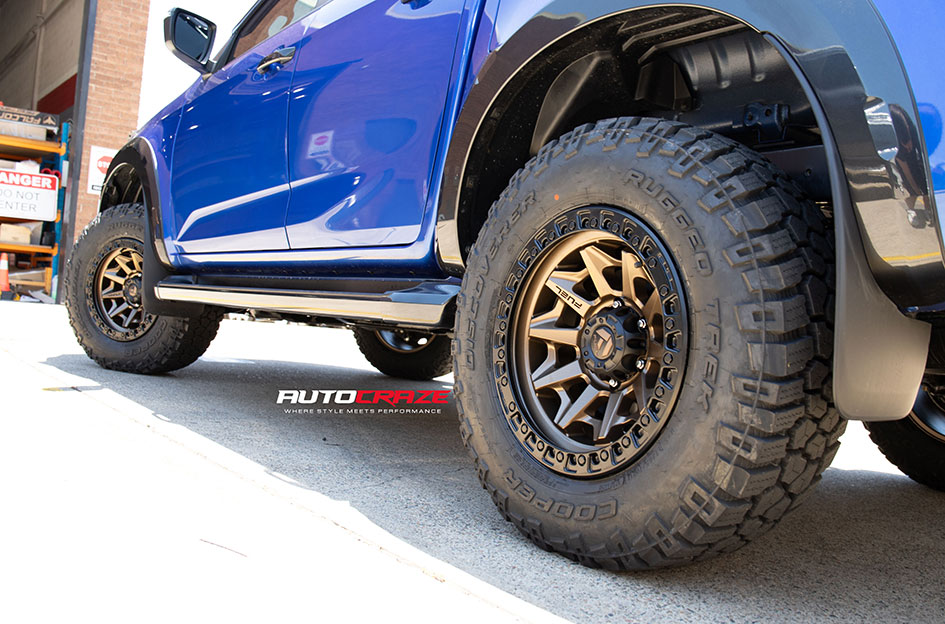 ISUZU DMAX FUEL COVERT BRONZE BLACK RING 